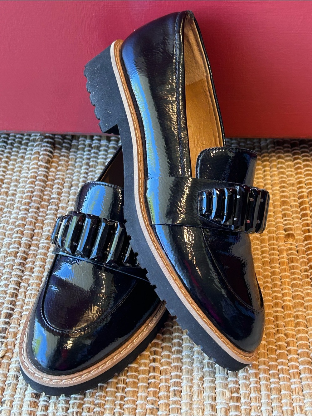 NWOT FRANCO SARTO s6.5 “Carver” Blk patent leather jeweled loafers